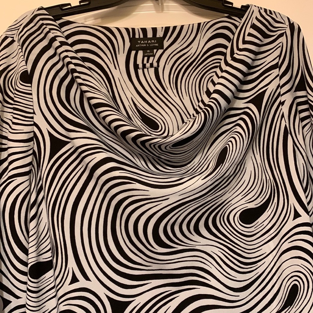 Tahari funky fun dress size 16